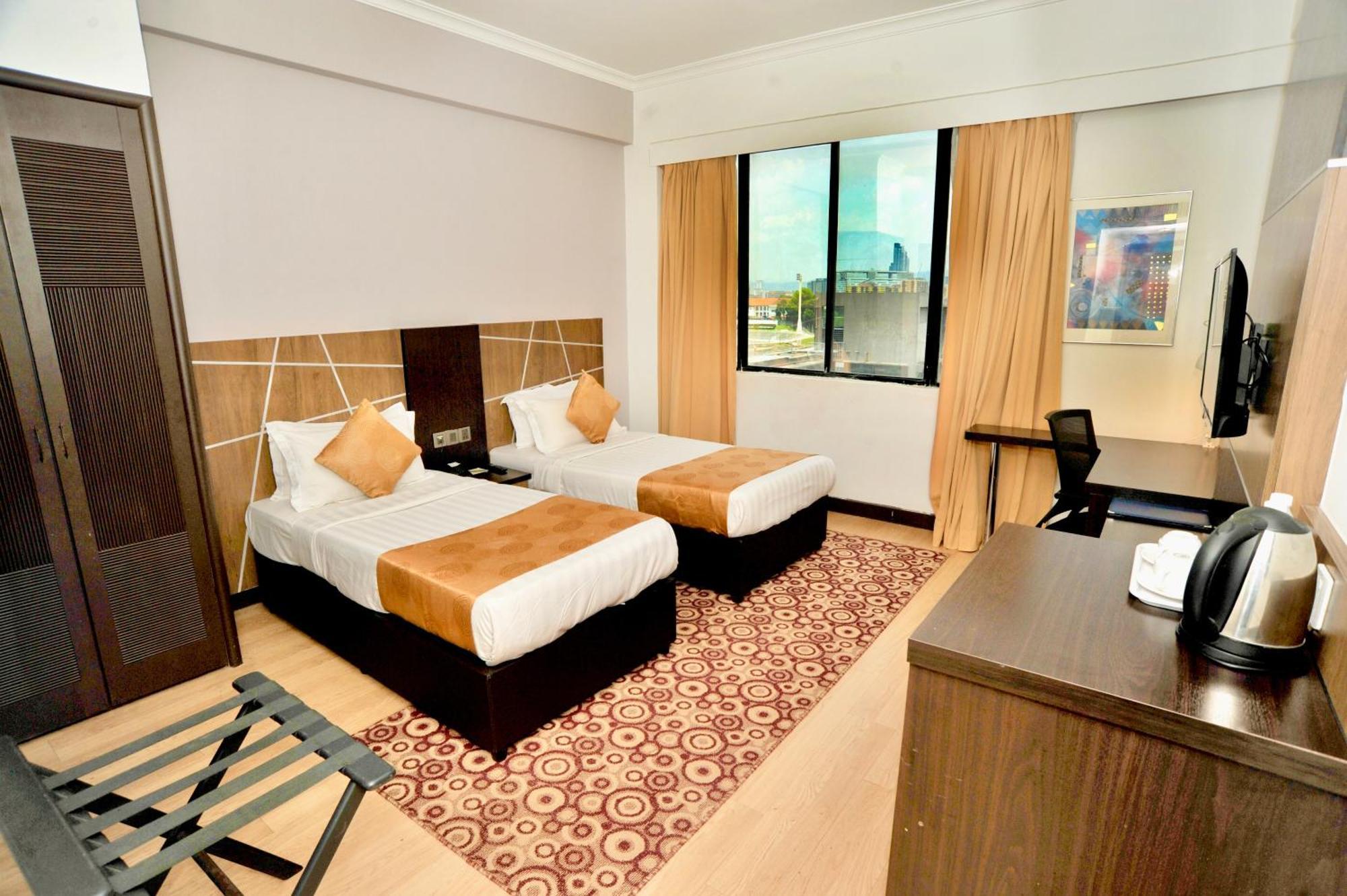 Regalpark Hotel Kuala Lumpur Exterior foto